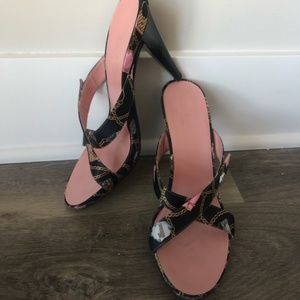 Authentic Gucci Black Chainlink Satin Heels